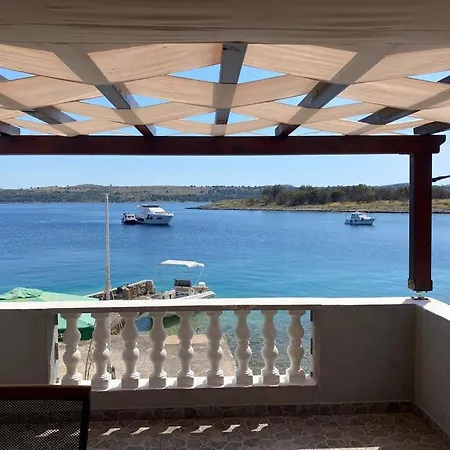Island Paradise Lavdara Holiday home