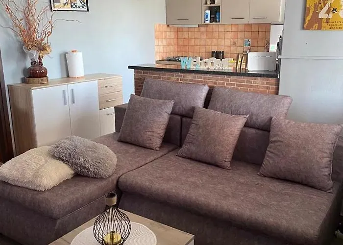 Island Paradise Lavdara *